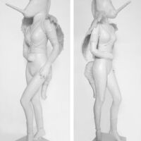 Saviour Machine, is een verwijzing naar de mythische figuren Pegasus, Unicorn en Amazonas. Saviour-Machine-sculptuur-Marit-Otto