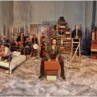 Omdenkers- Stage and actors Omdenkers- Stage and actors